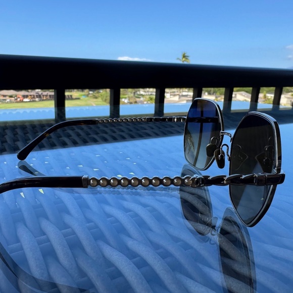 Chanel Gold Brown Square Sunglasses CH4281QH - Picture 5 of 7